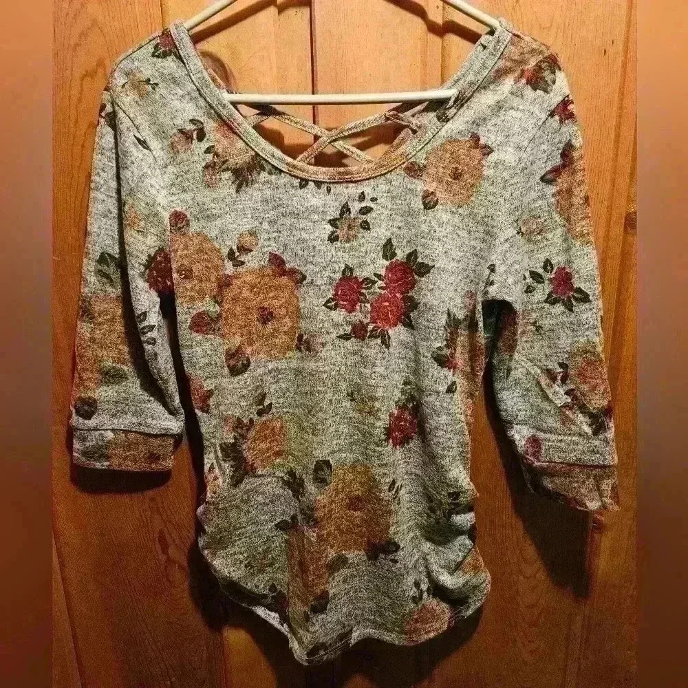 No Boundaries‎ Junior Girls Size L 3/4 sleeve, floral print